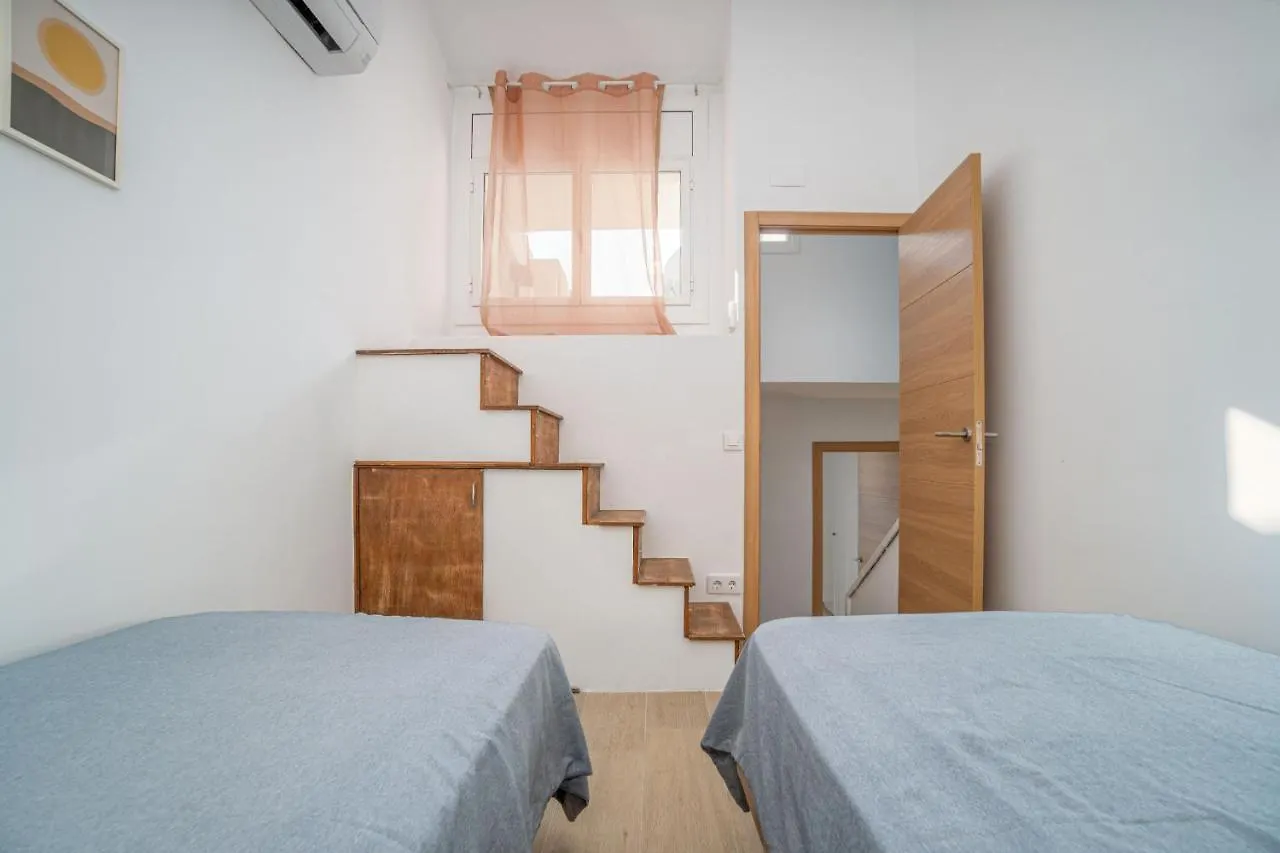 405-Casa Al Canal Con Amarre Empuriabrava Spain
